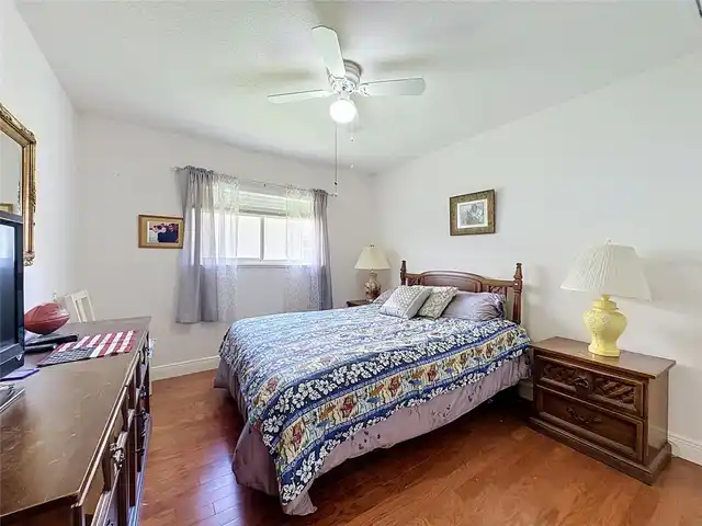 Listing Photo 28