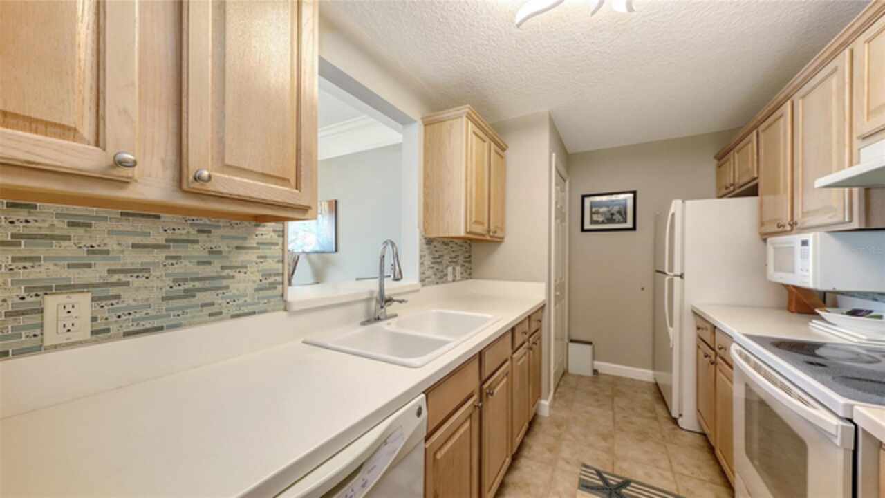 Listing Photo 17
