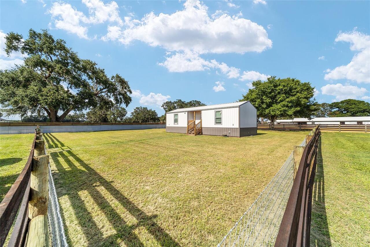 Listing Photo 17