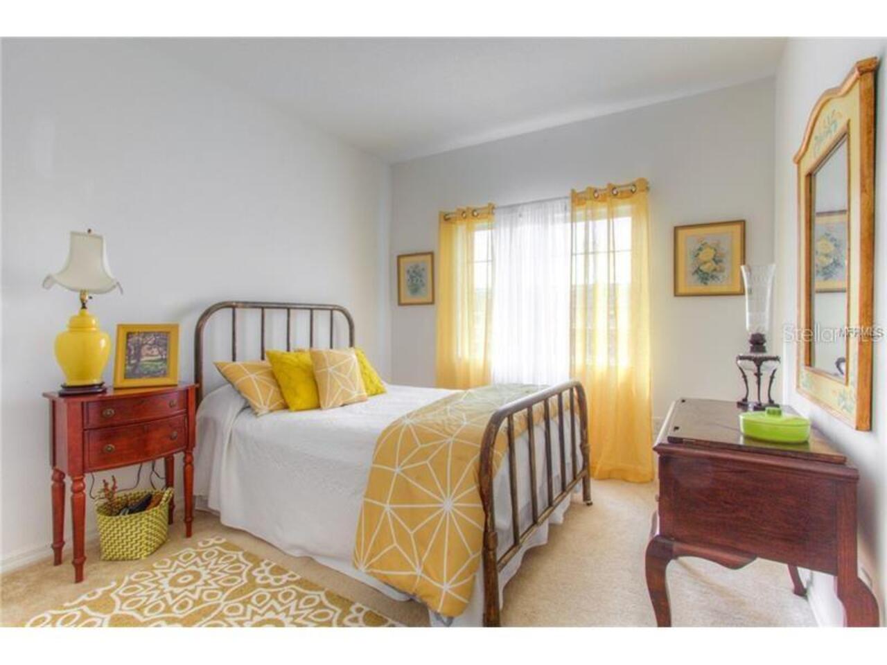 Listing Photo 10