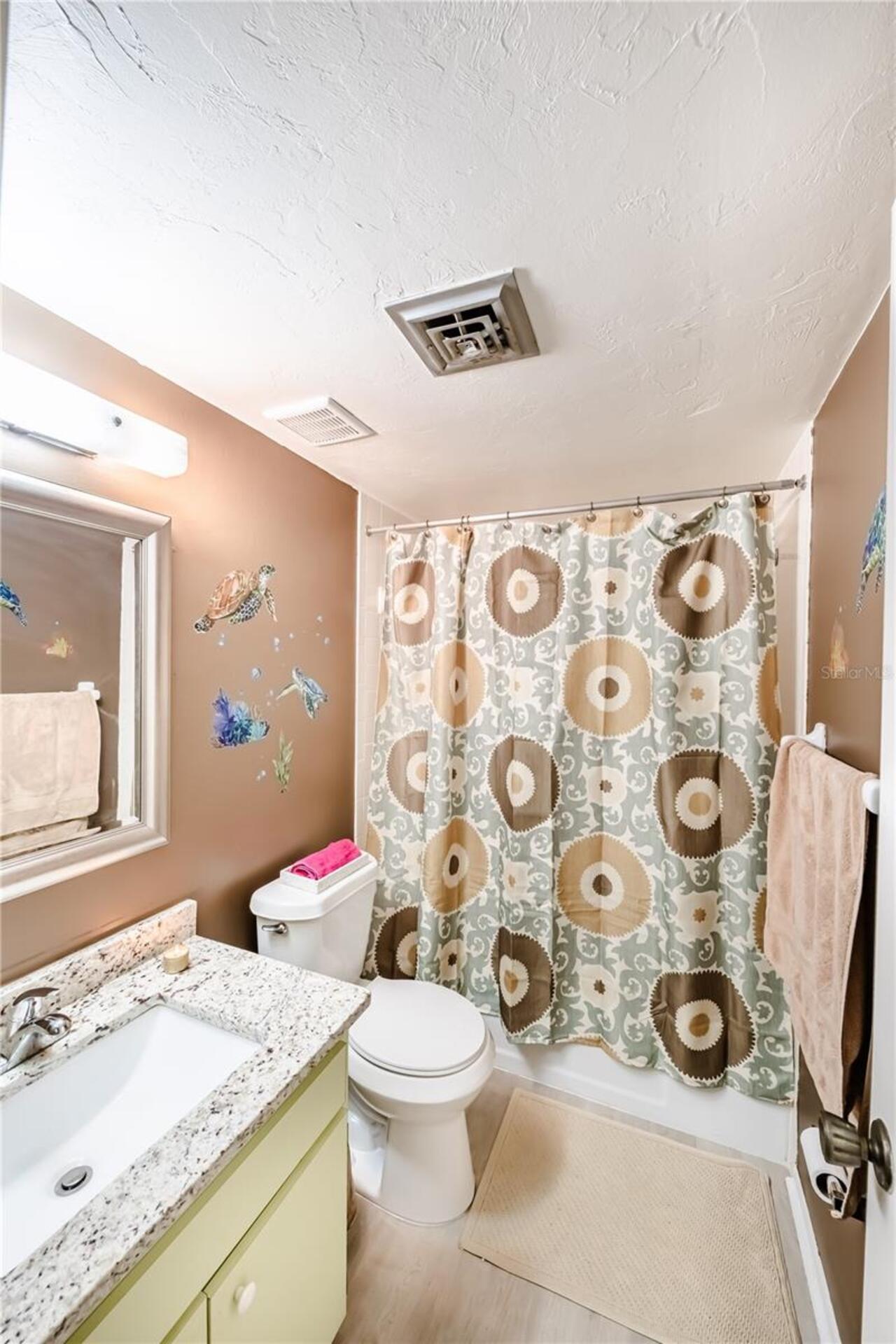 Listing Photo 20