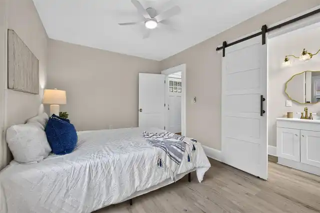 Listing Photo 17