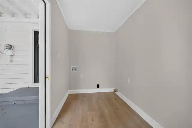 Listing Photo 43