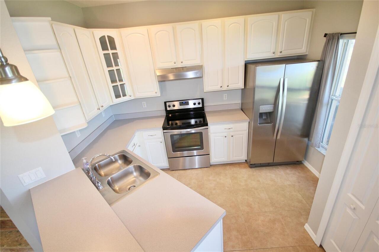 Listing Photo 8