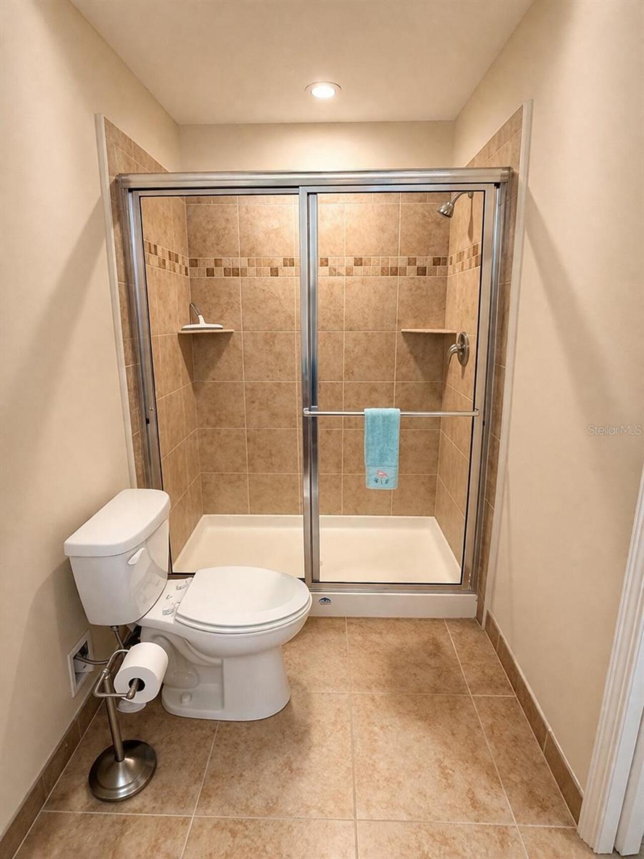 Listing Photo 12