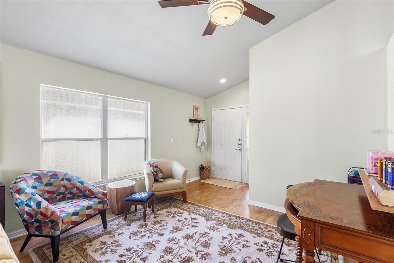Listing Photo 9