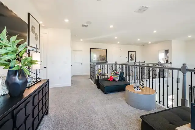Listing Photo 18