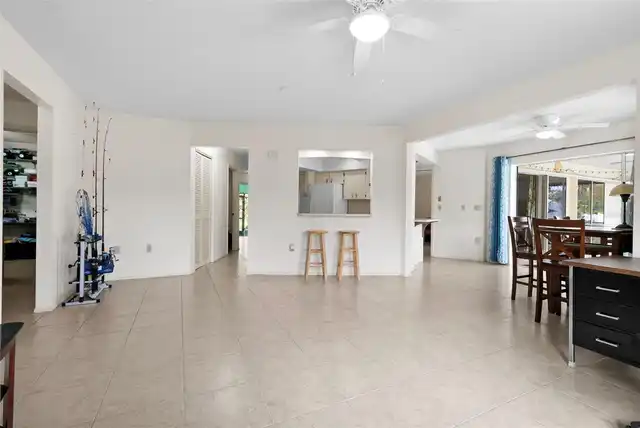 Listing Photo 24