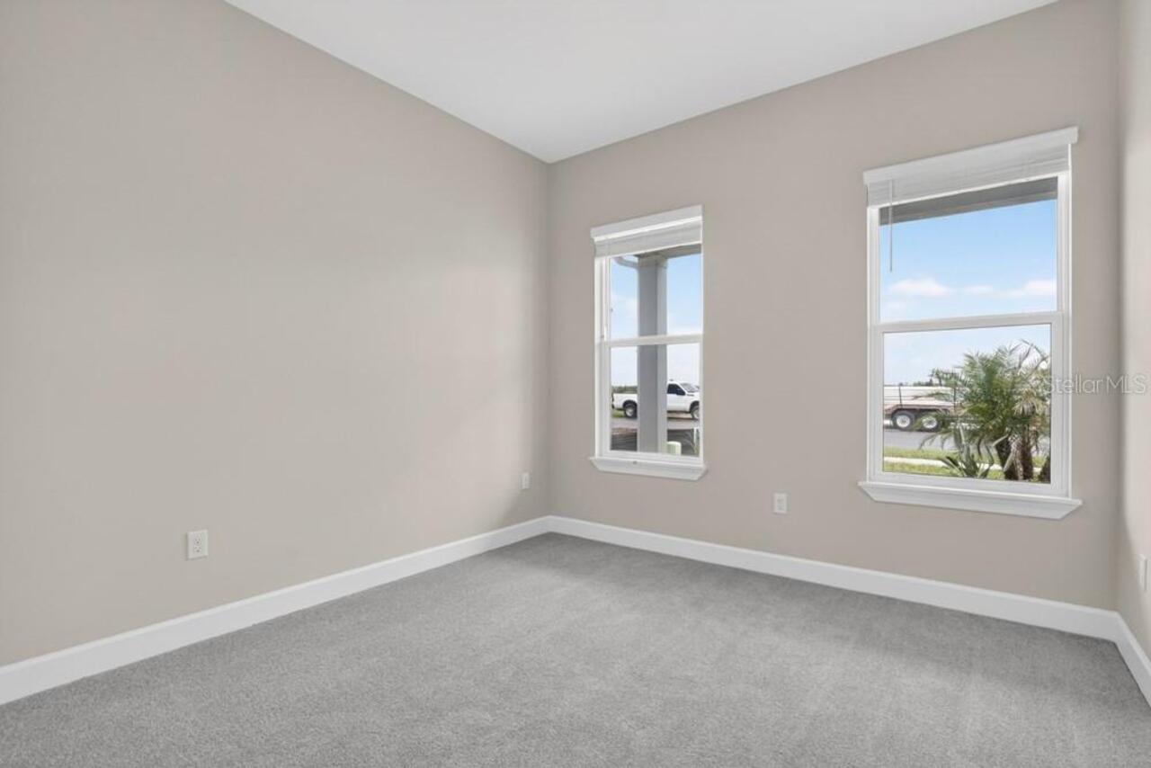 Listing Photo 15