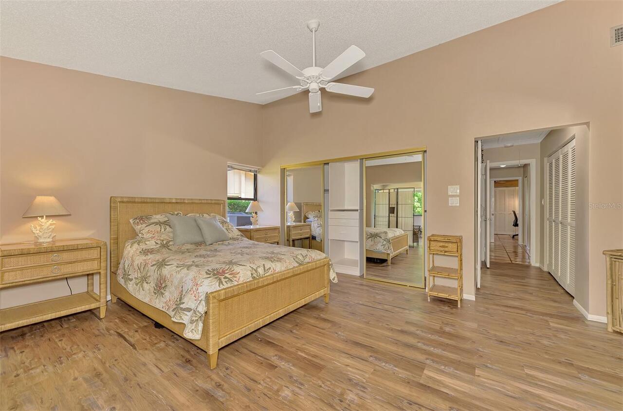 Listing Photo 33