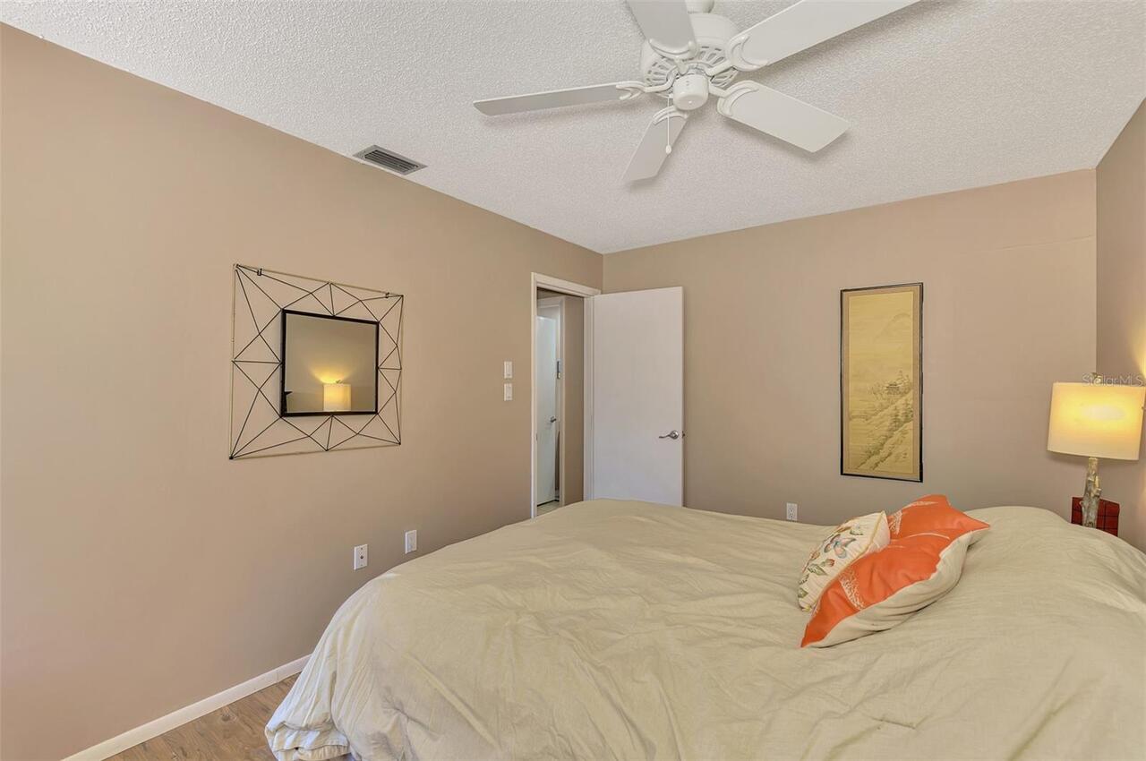 Listing Photo 43