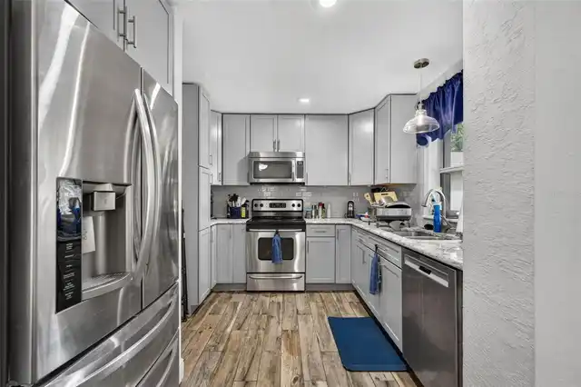 Listing Photo 19