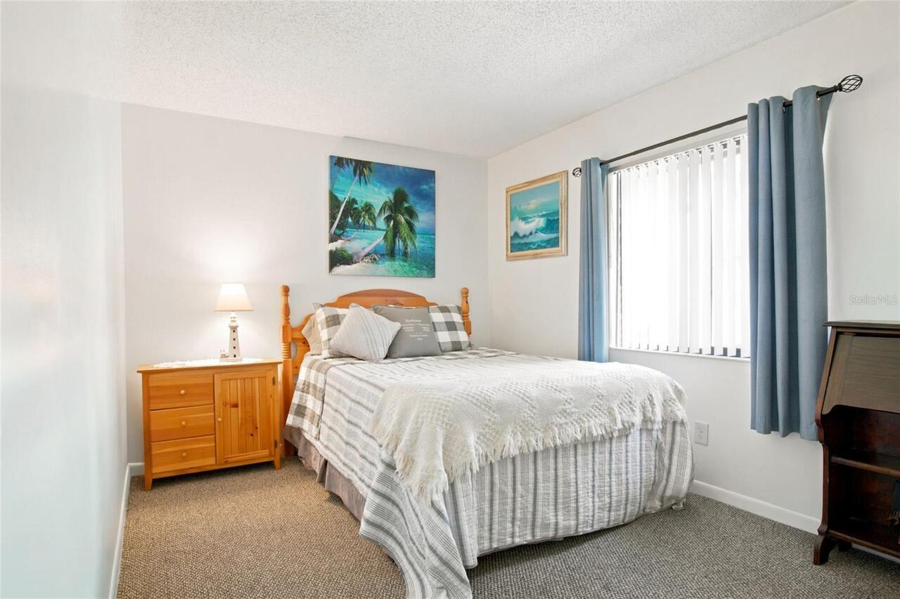 Listing Photo 14