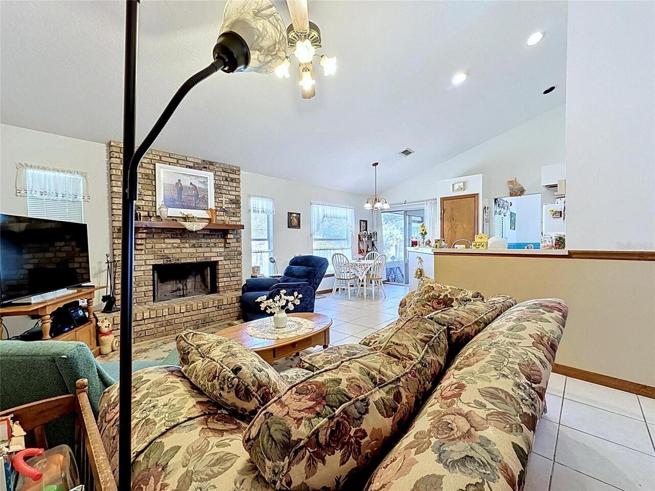 Listing Photo 28
