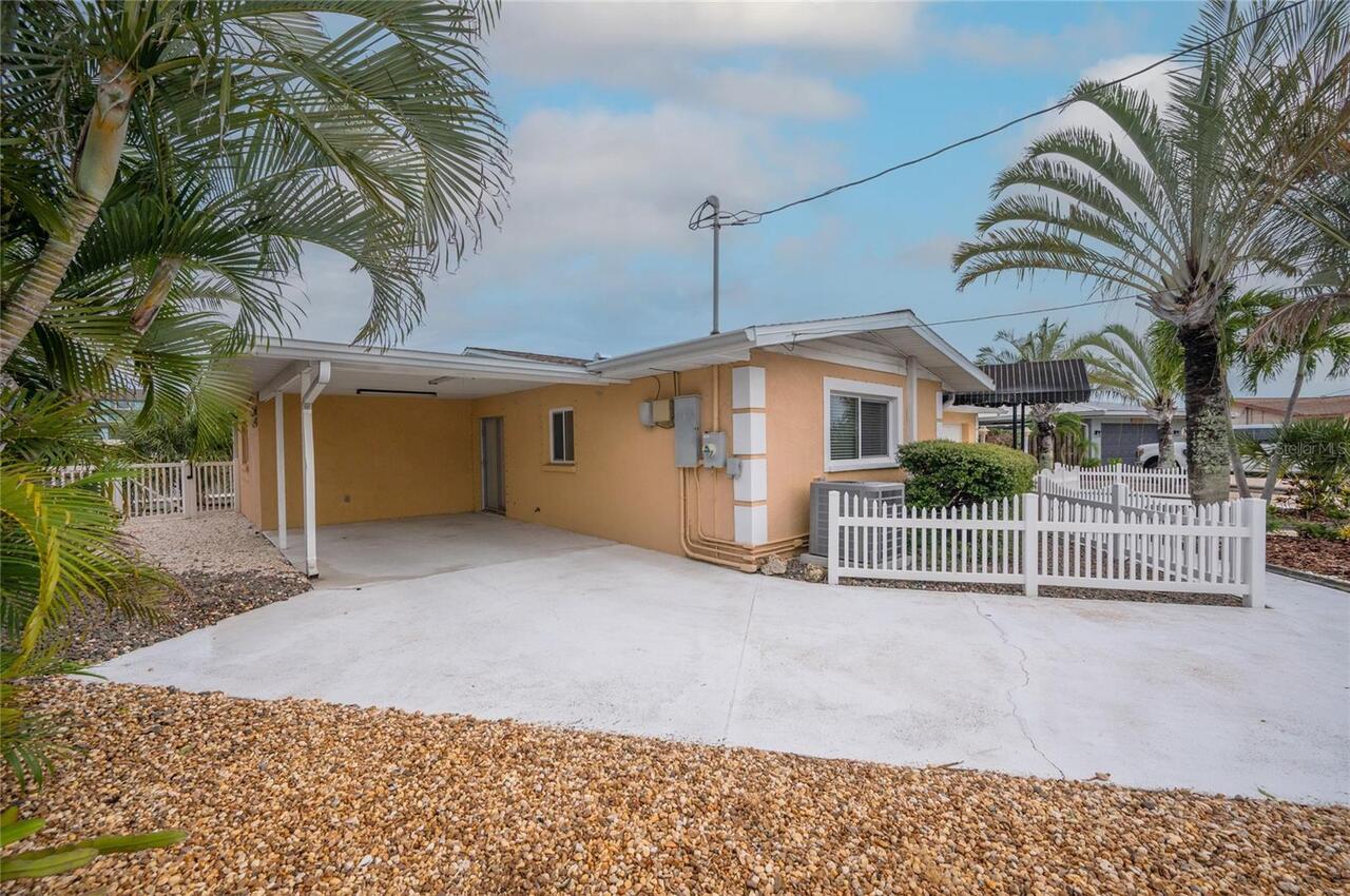 Listing Photo 9