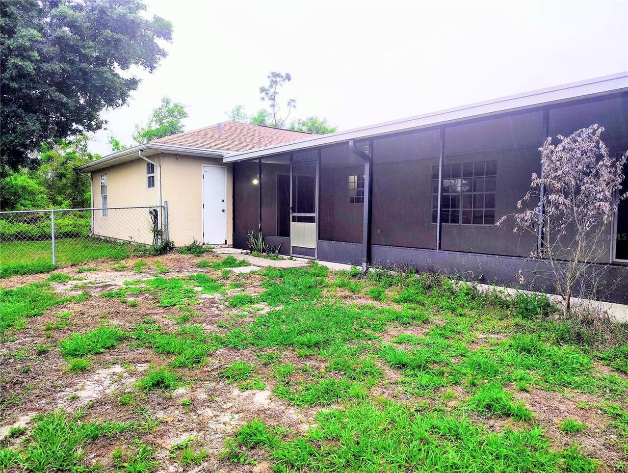 Listing Photo 9