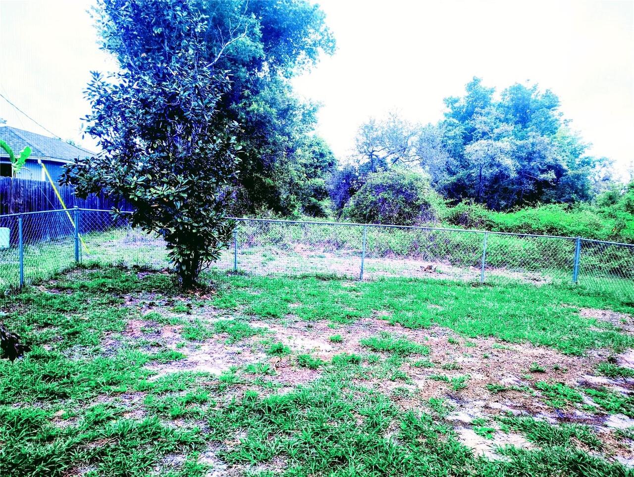 Listing Photo 11