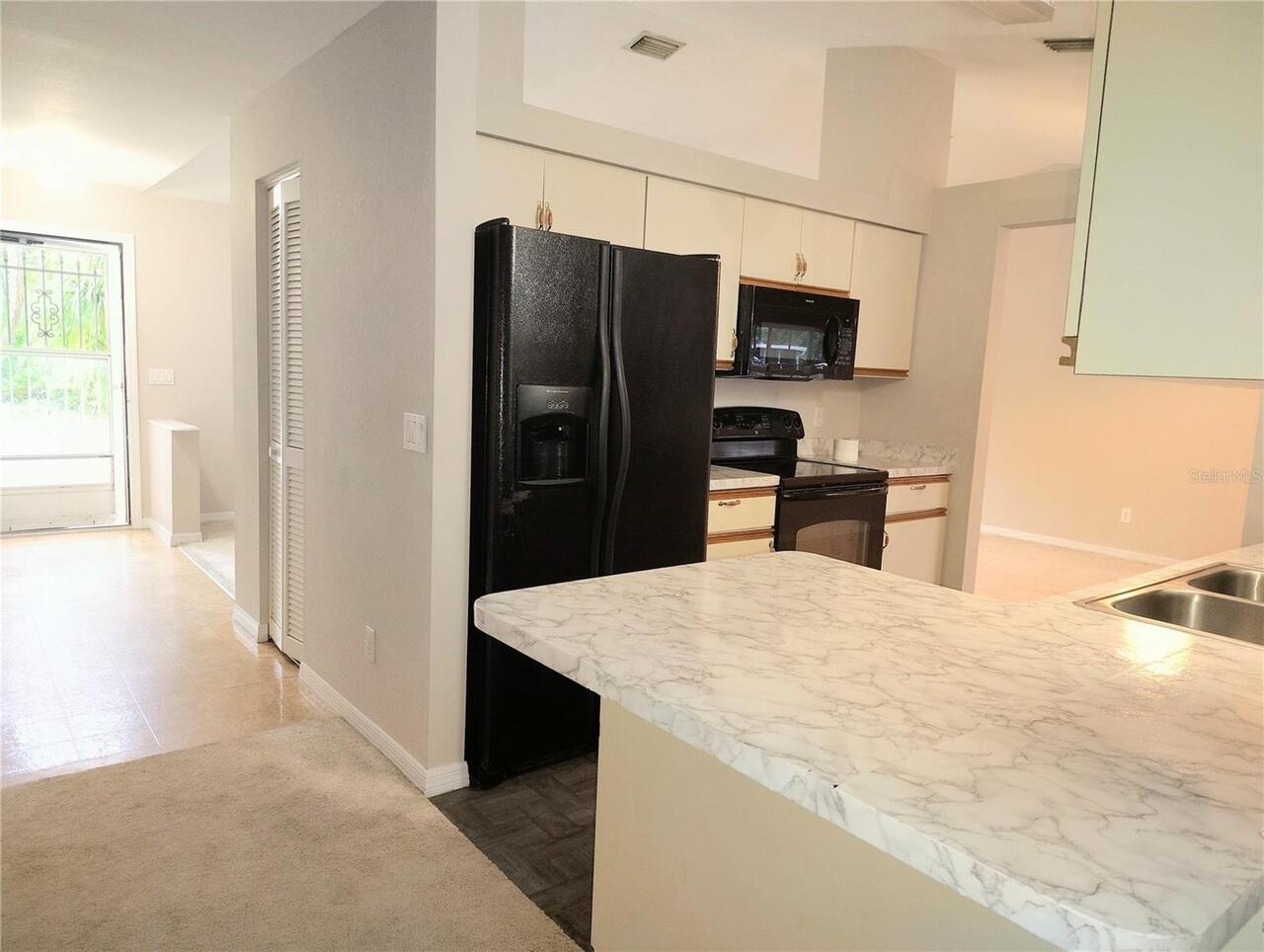 Listing Photo 16