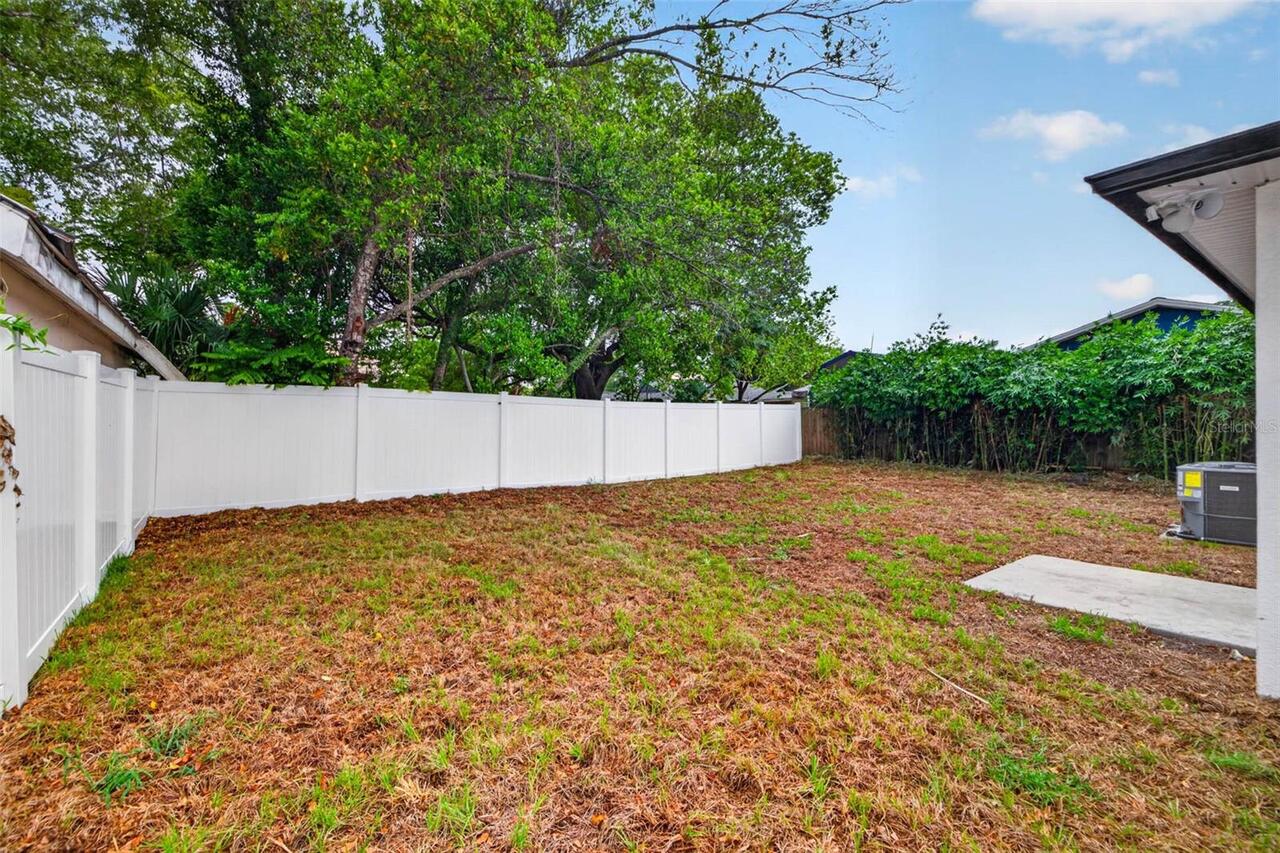 Listing Photo 17