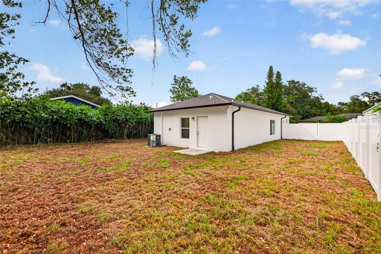 Listing Photo 18
