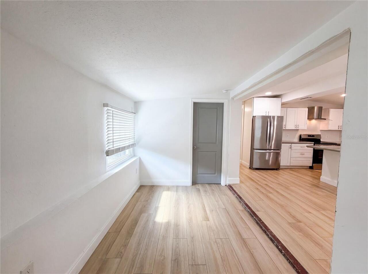 Listing Photo 16