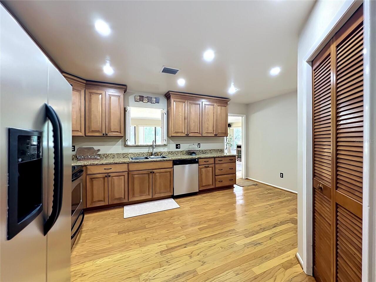 Listing Photo 35