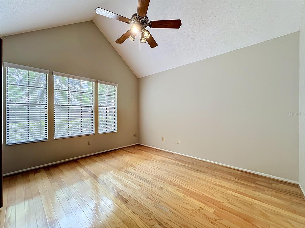 Listing Photo 37