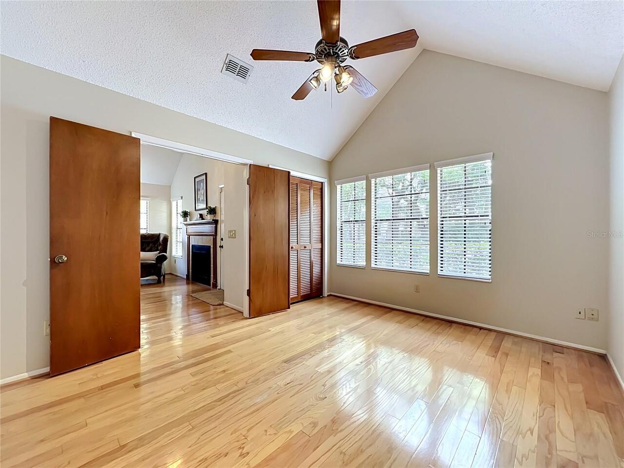 Listing Photo 38
