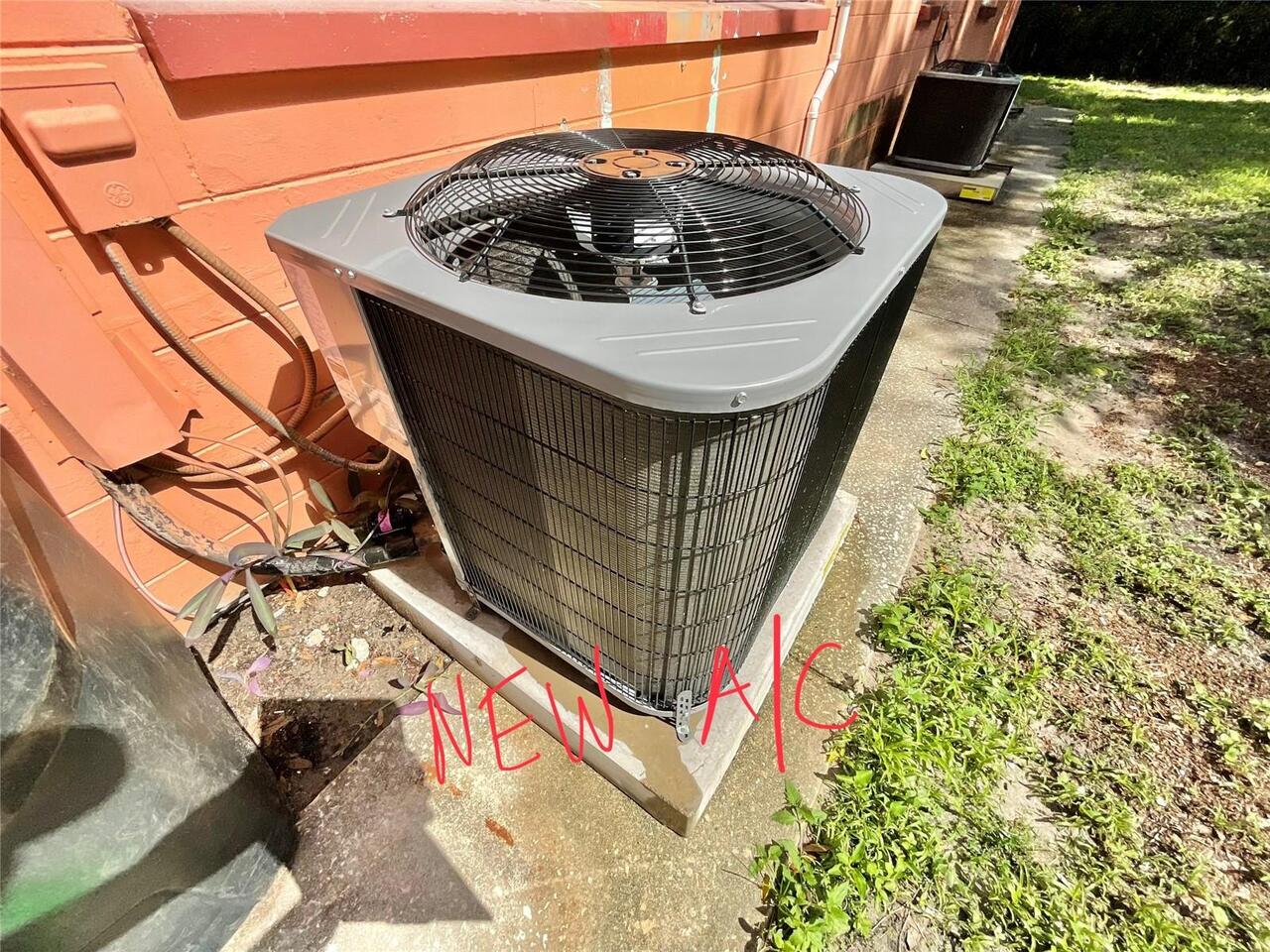 Listing Photo 10