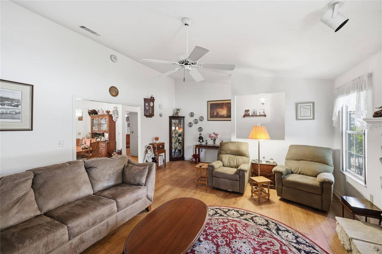 Listing Photo 13