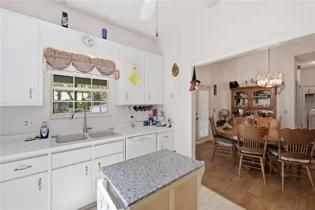 Listing Photo 21