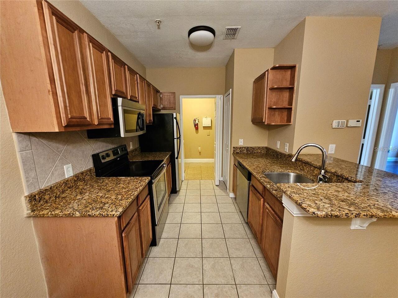 Listing Photo 14