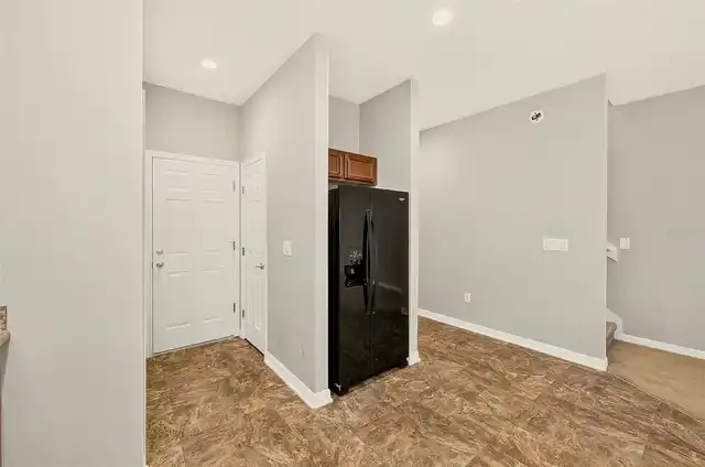 Listing Photo 10