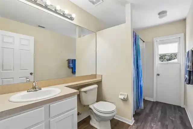 Listing Photo 25