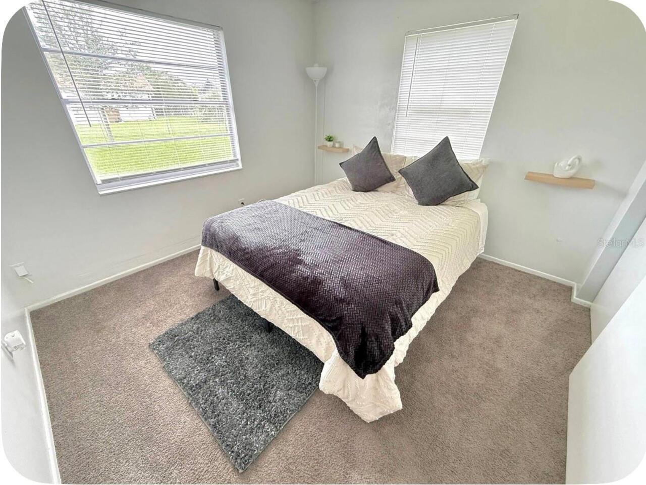Listing Photo 9