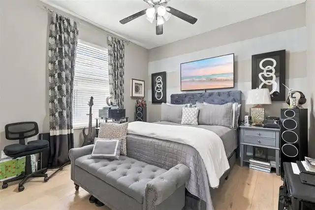 Listing Photo 23