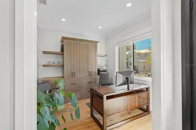 Listing Photo 18