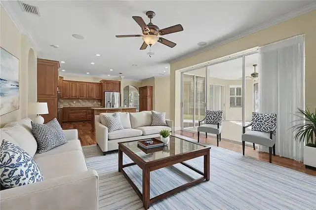 Listing Photo 14