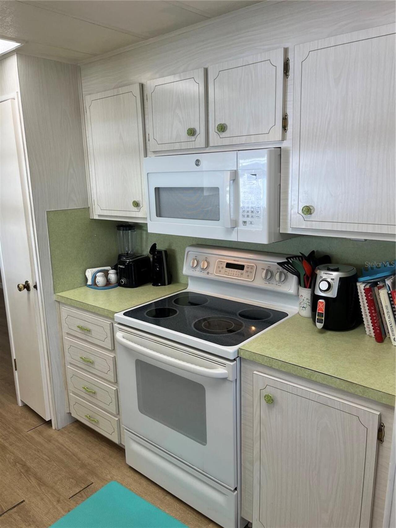 Listing Photo 15