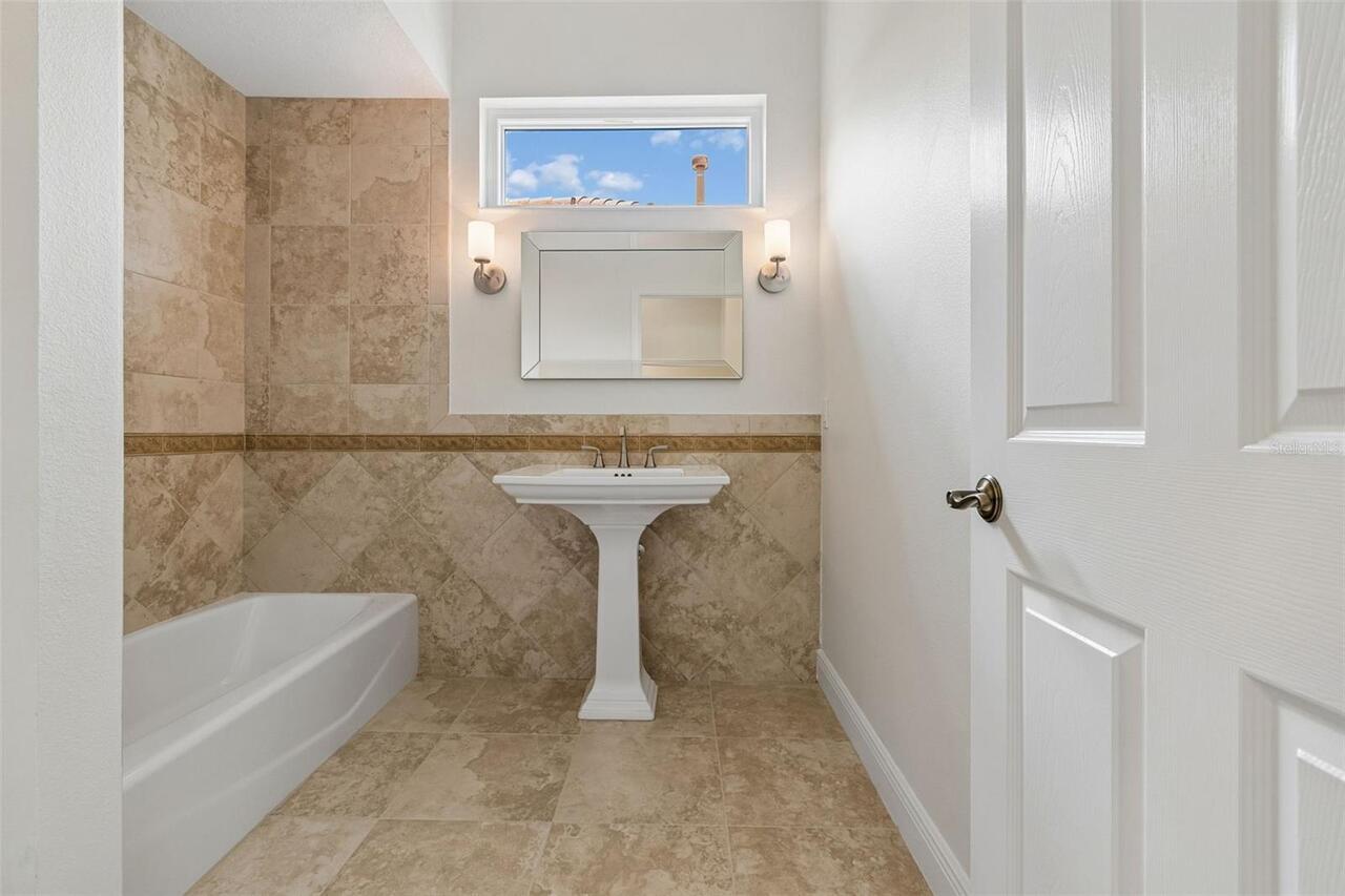 Listing Photo 31