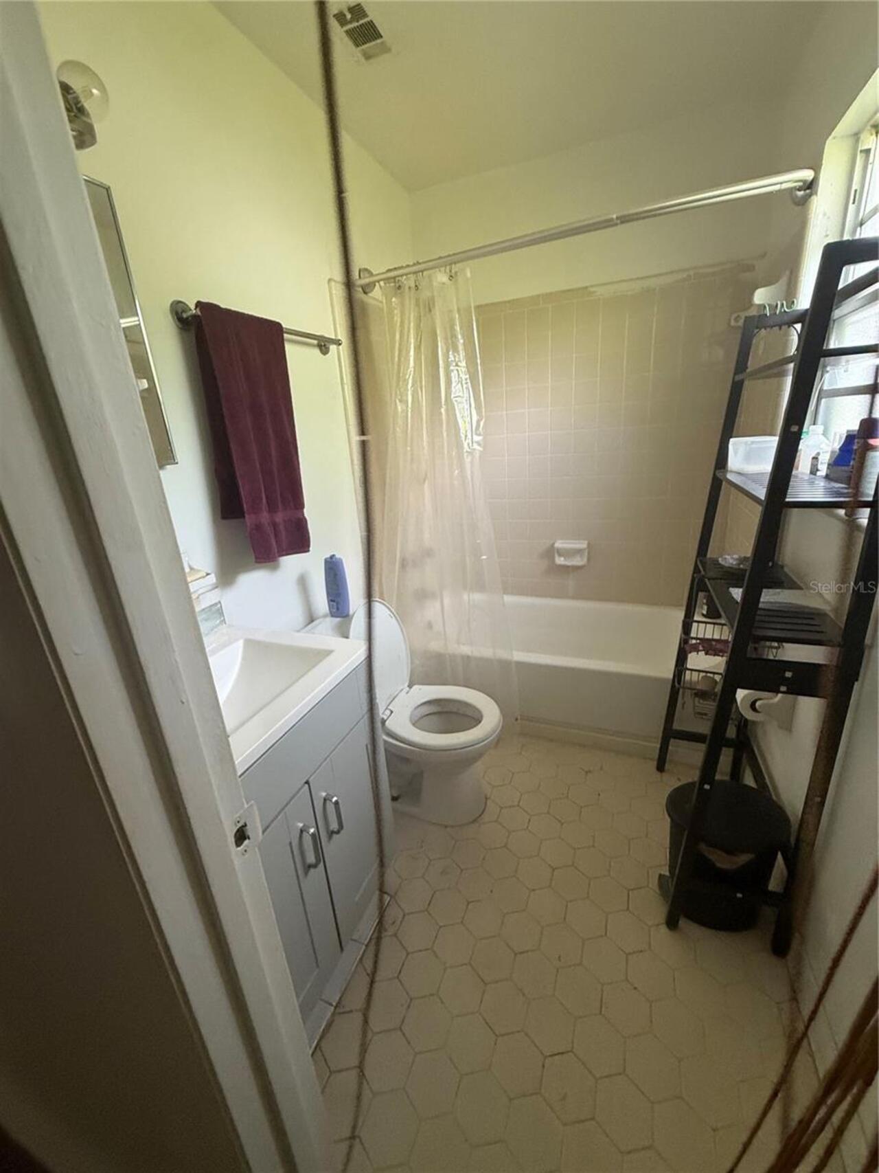 Listing Photo 7