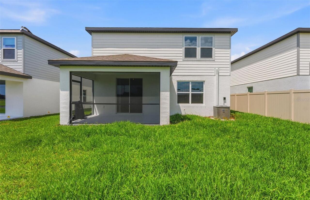 Listing Photo 17