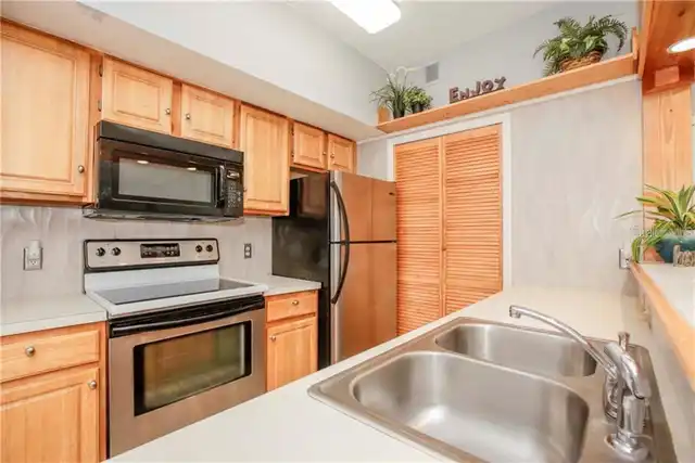 Listing Photo 20