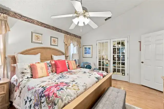 Listing Photo 34