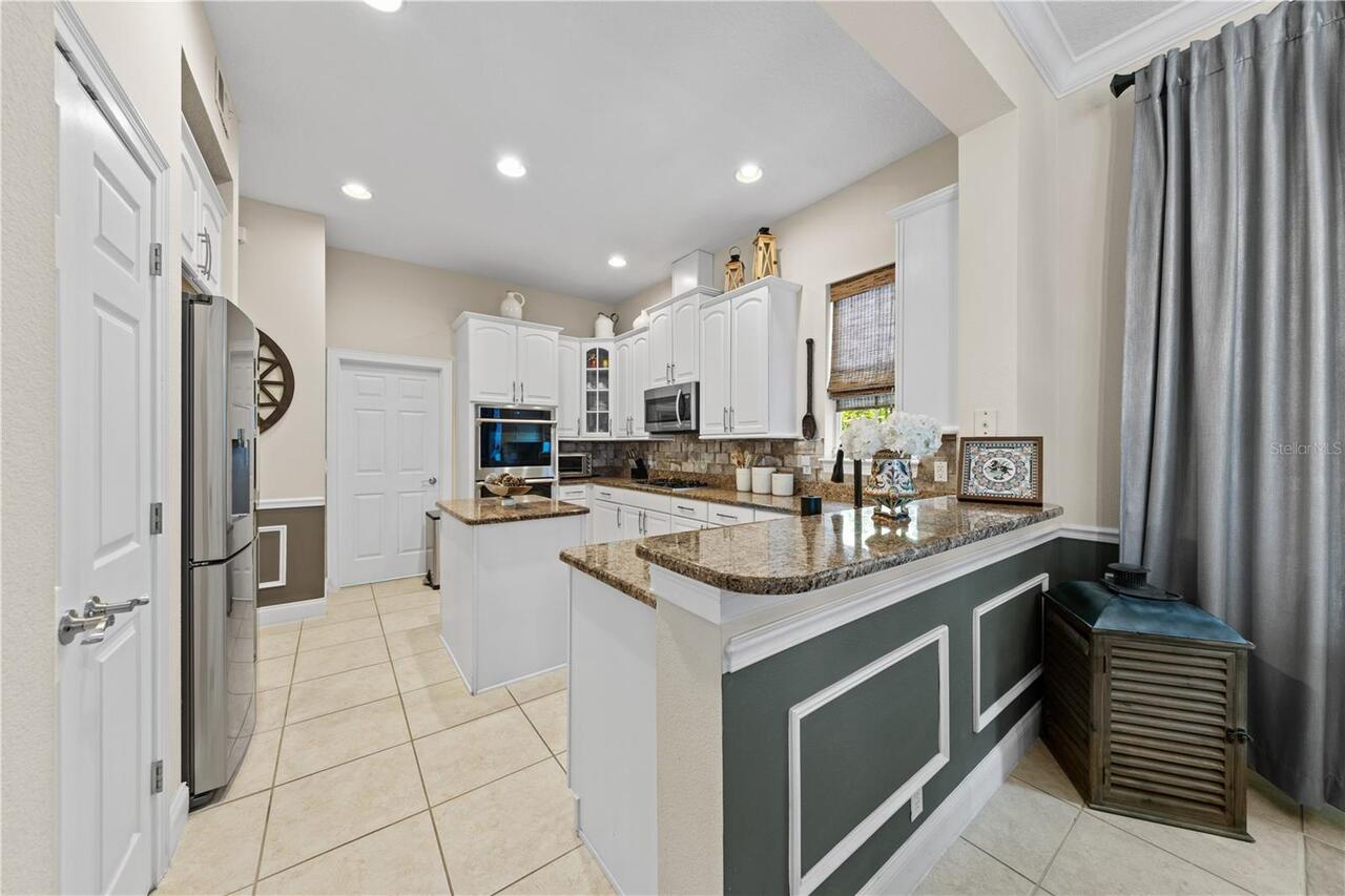 Listing Photo 11