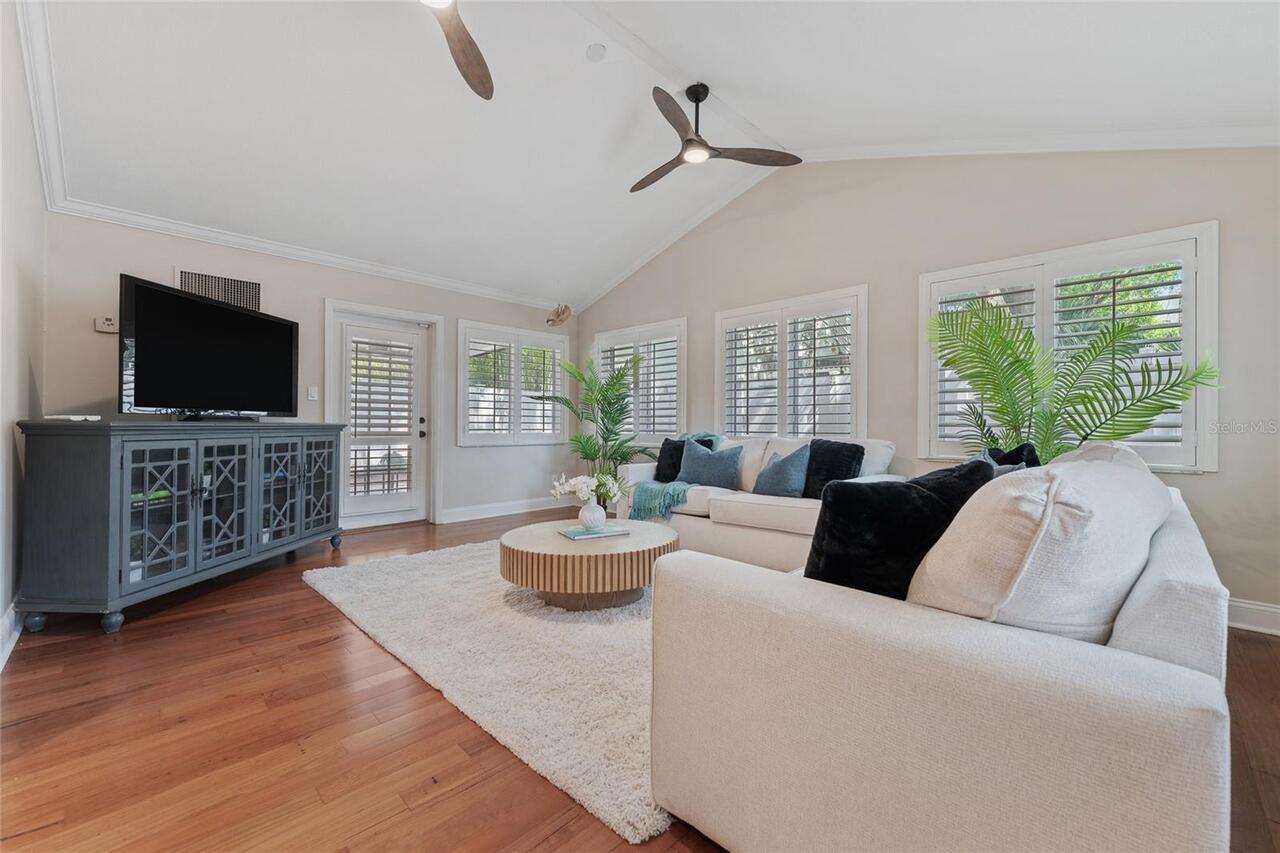 Listing Photo 21