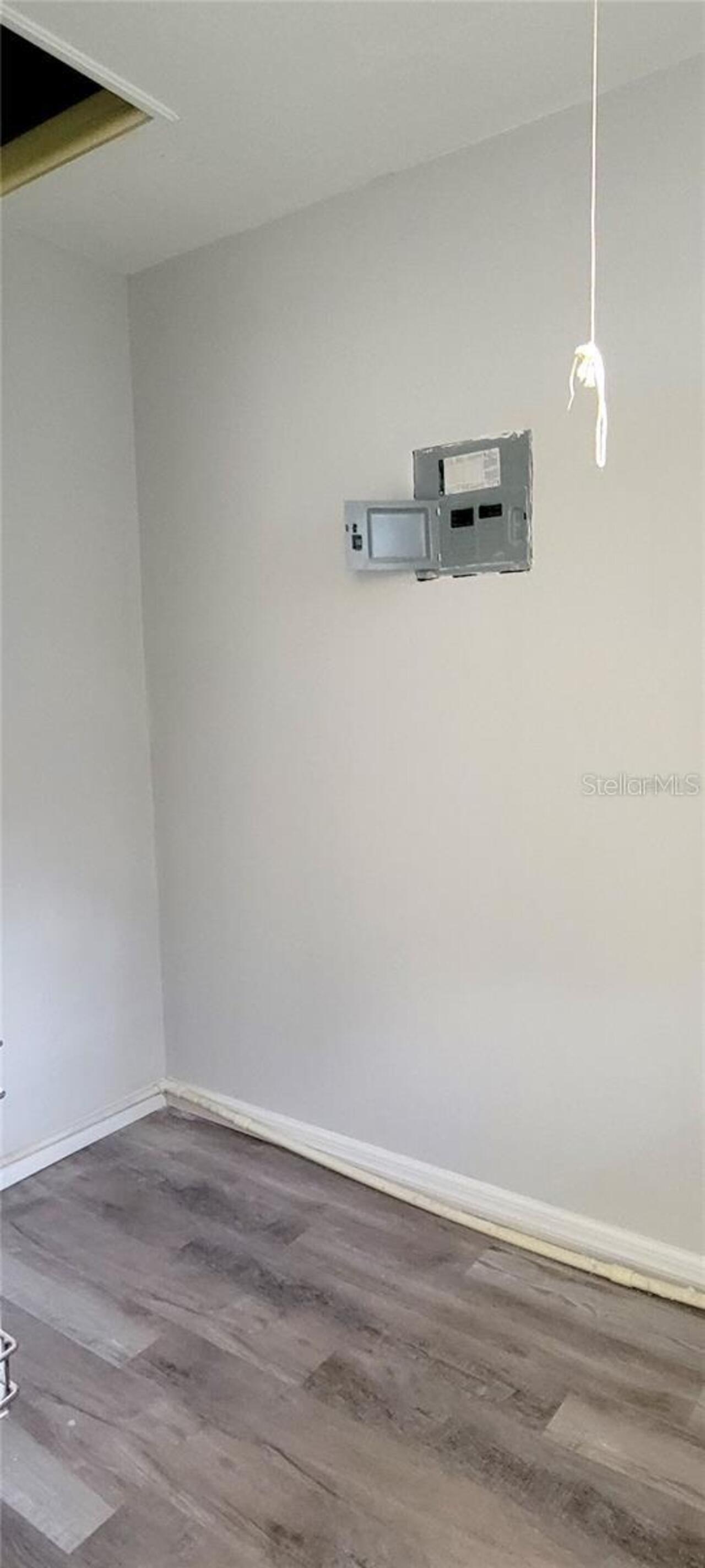 Listing Photo 9