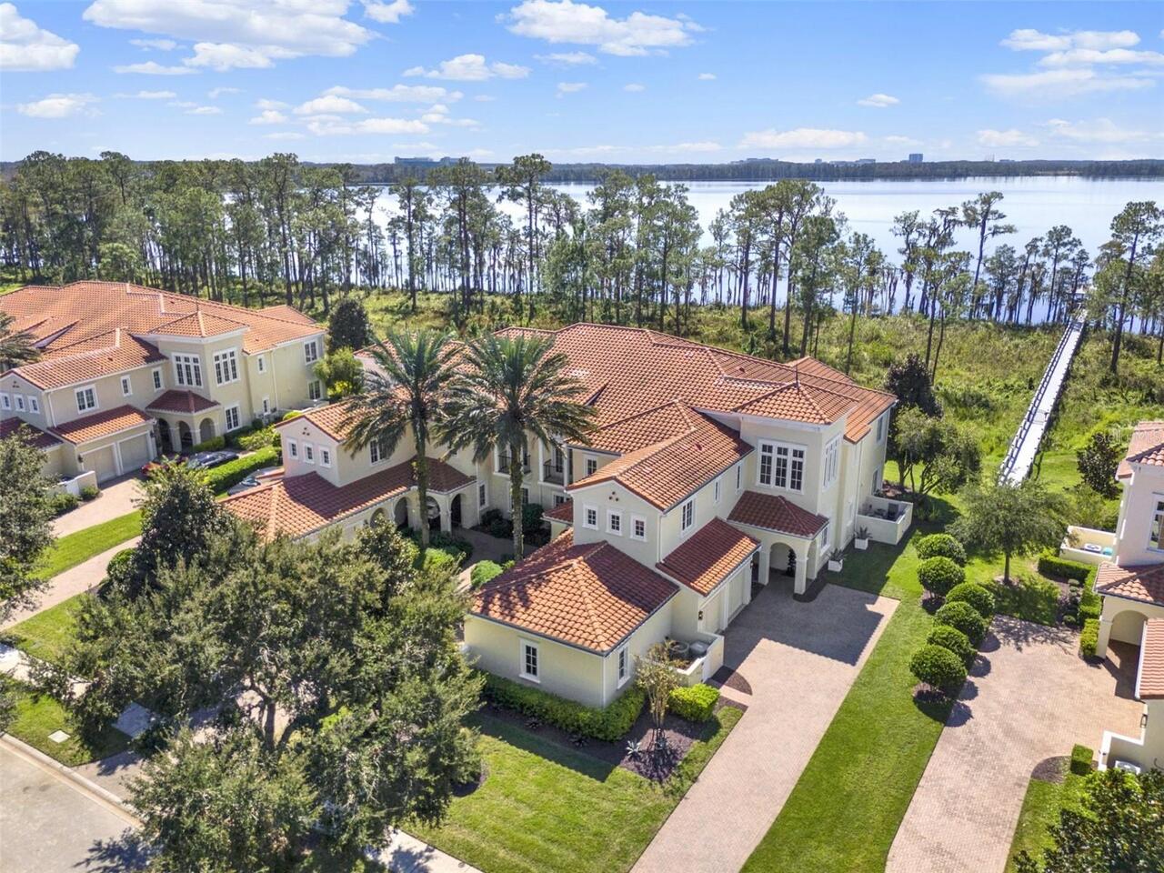 3BR, Home, 3BA, $2,100,000
Read More