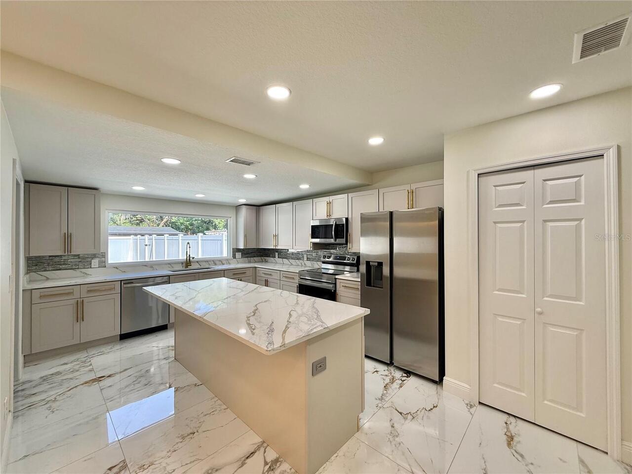 2BR, Residential Lease, 2BA, $2,750
Read More