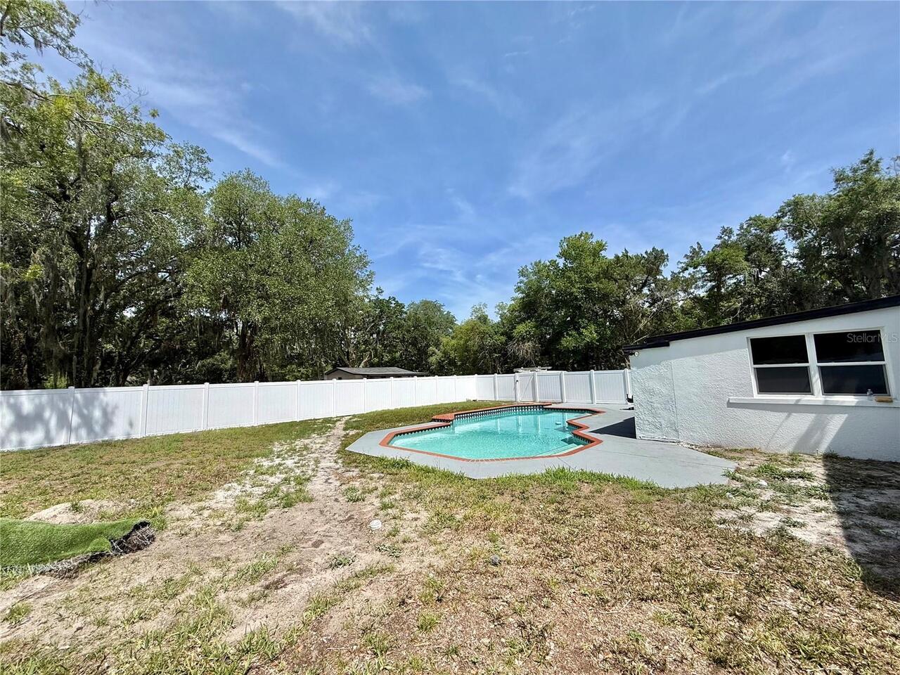 Listing Photo 43